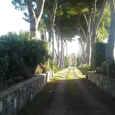 Oda ve Kahvaltı Al Settimo Cielo